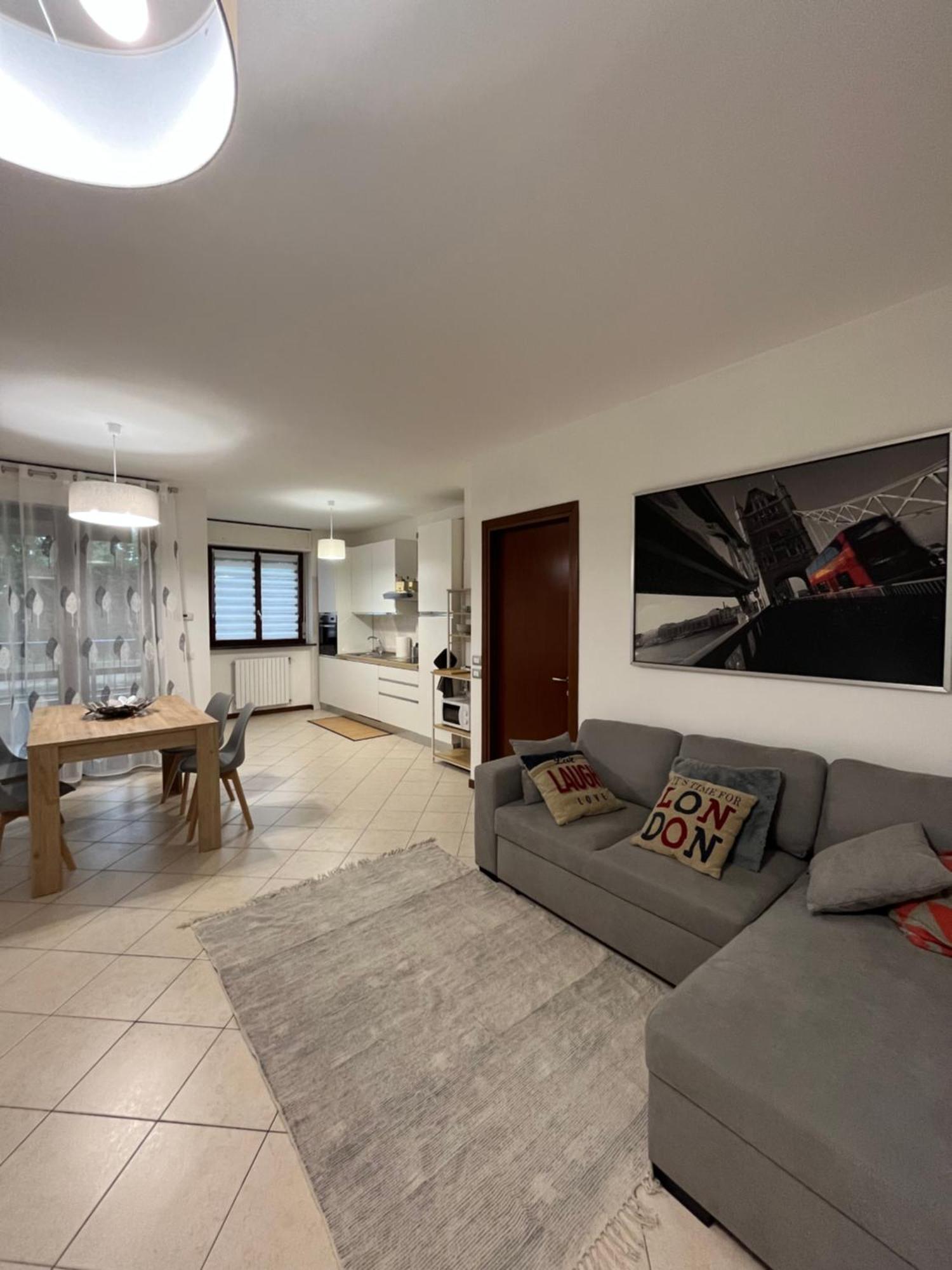 Apartamento Elegante Casa -Rho Fiera Vanzago Exterior foto
